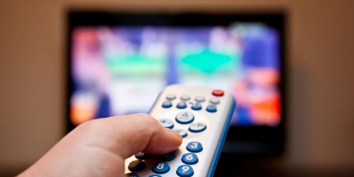 Qual a diferença entre iptv e p2p