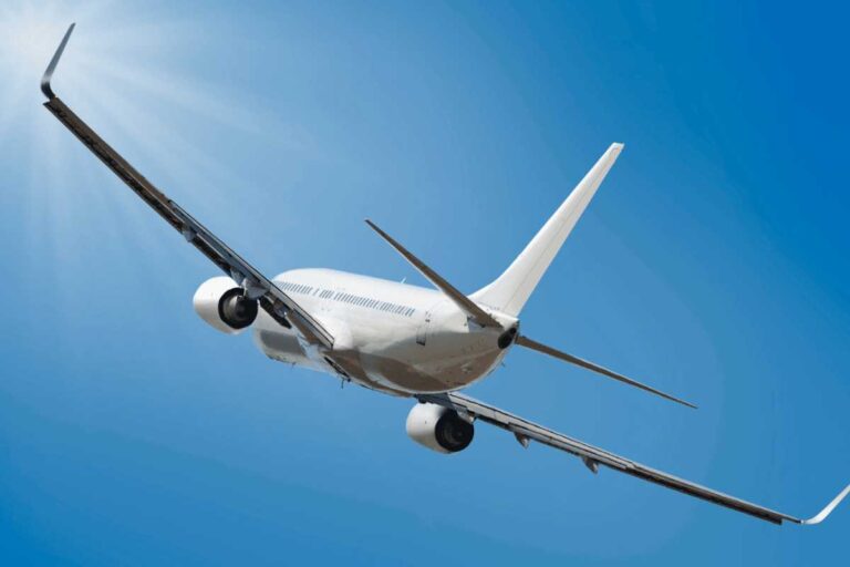 Simuladores de Voo em São Paulo: Uma Nova Era para a Formação Aeronáutica com Jet Training/ Jet Adapt Simuladores de Voo em São Paulo: Uma Nova Era para a Formação Aeronáutica com Jet Training/ Jet Adapt