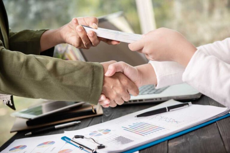 5 modalidades de crédito para quem tem renda mensal e como escolher