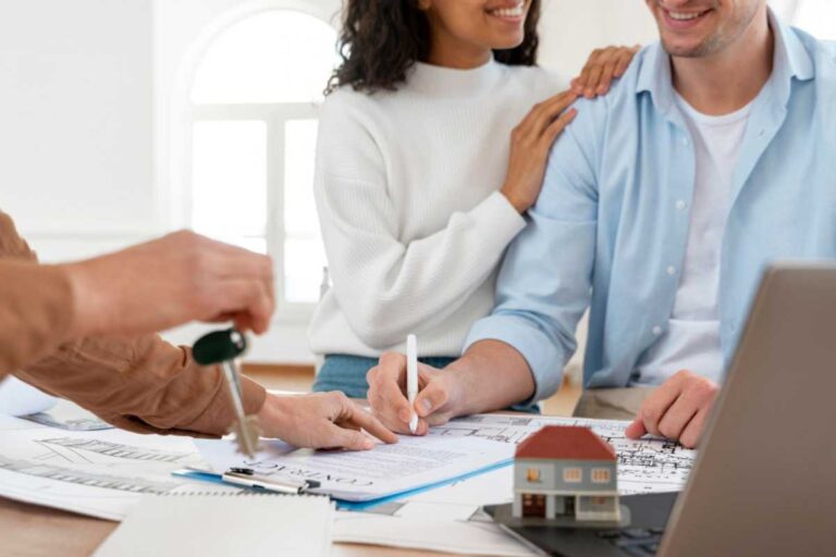 Como dados ajudam a tomar decisões mais seguras no setor imobiliário Como dados ajudam a tomar decisões mais seguras no setor imobiliário